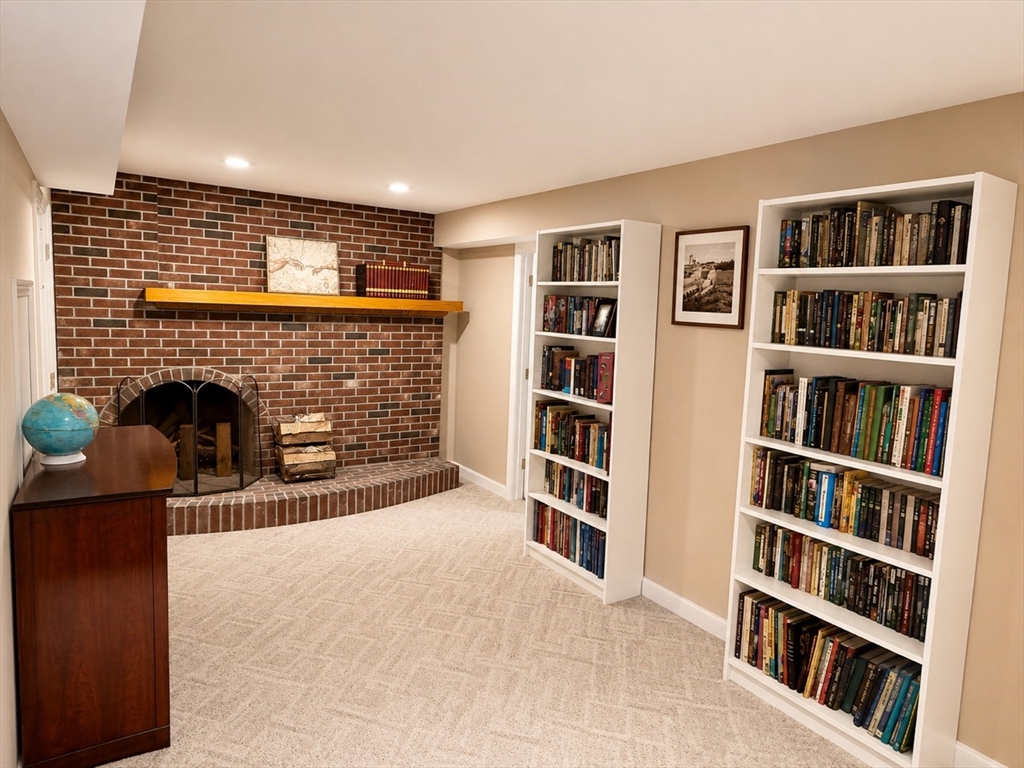 19 Fairview Road Framingham, MA 01702 - Photo 25 of 27