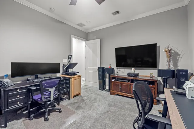 $899,999 | 5520 Forest Cove Drive, Dickinson, TX 77539