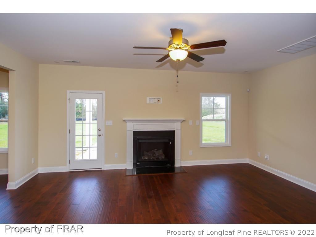 6829 Hunters Den Road Hope Mills, NC 28348 - Photo 4 of 14 Gallery Image 4