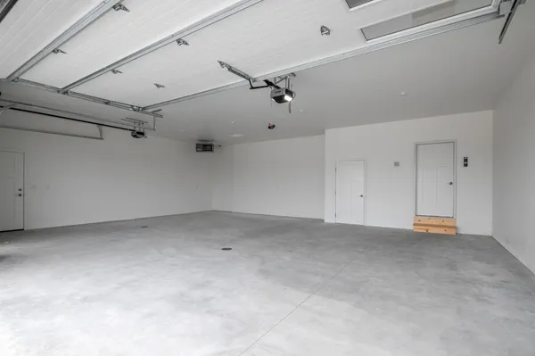 $634,900 | 278 Kerrigan Drive, Wrightstown, WI 54180