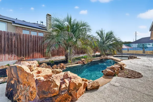 $502,000 | 28006 Rusty Hawthorne Drive, Katy, TX 77494