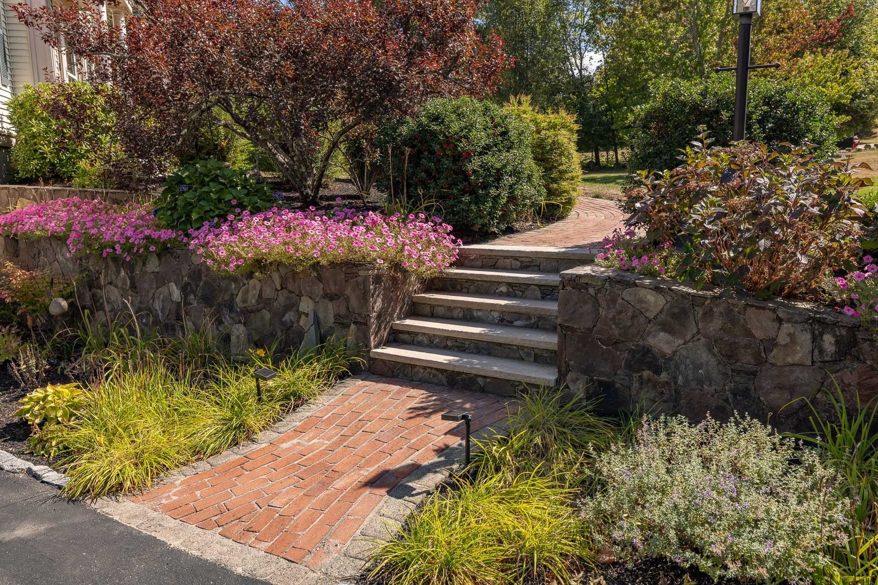 71 Winnicut Road North Hampton, NH 03862 - Photo 2 of 56