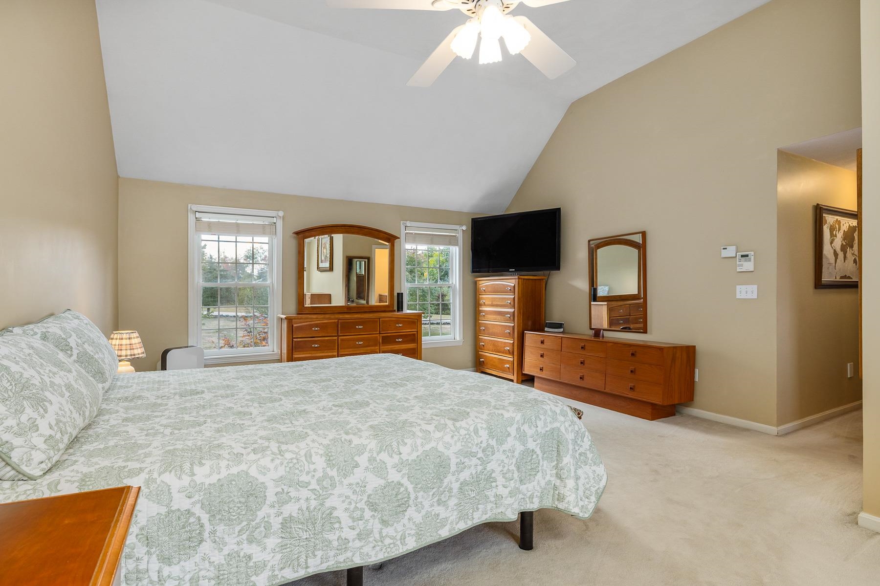 71 Winnicut Road North Hampton, NH 03862 - Photo 31 of 56