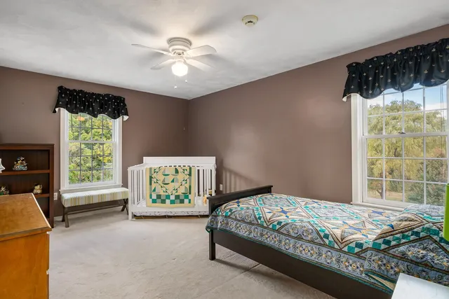 $1,100,000 | 71 Winnicut Road, North Hampton, NH 03862