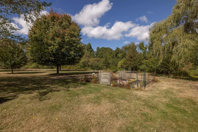 $1,100,000 | 71 Winnicut Road, North Hampton, NH 03862