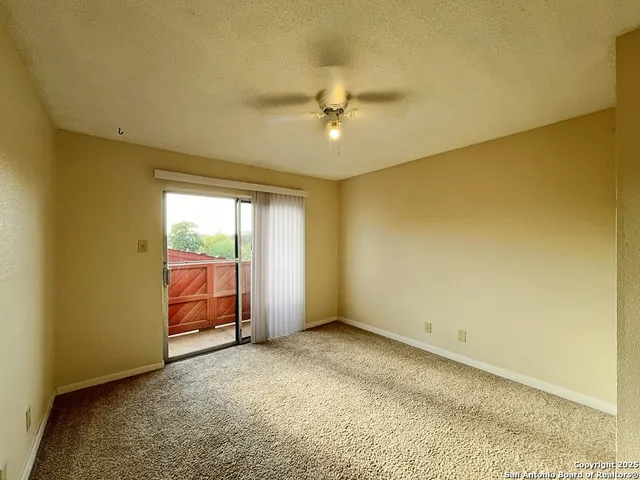 $725 | 3243 Nacogdoches Road, Unit 404, San Antonio, TX 78217