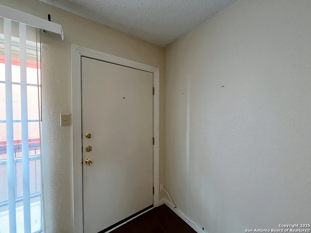 3243 Nacogdoches Road, Unit 404 San Antonio, TX 78217 - Photo 25 of 30 a view of front door