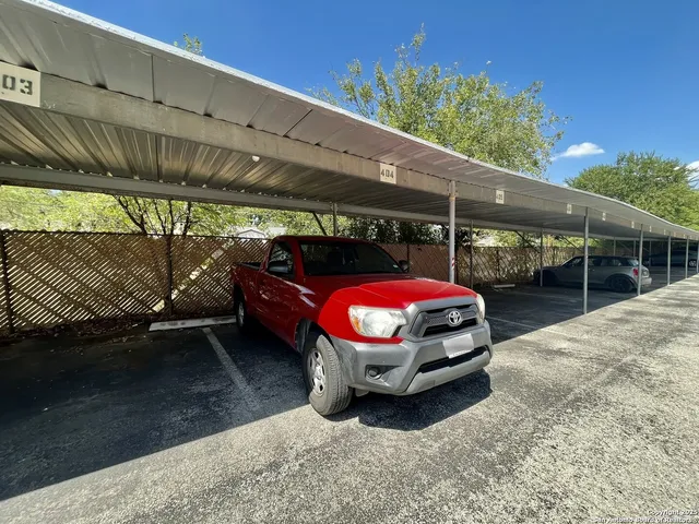 $725 | 3243 Nacogdoches Road, Unit 404, San Antonio, TX 78217