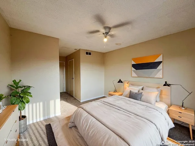 $725 | 3243 Nacogdoches Road, Unit 404, San Antonio, TX 78217