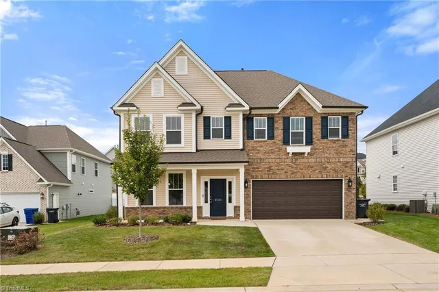 $464,900 | 2124 Beechwood Vw Drive, Winston-Salem, NC 27106