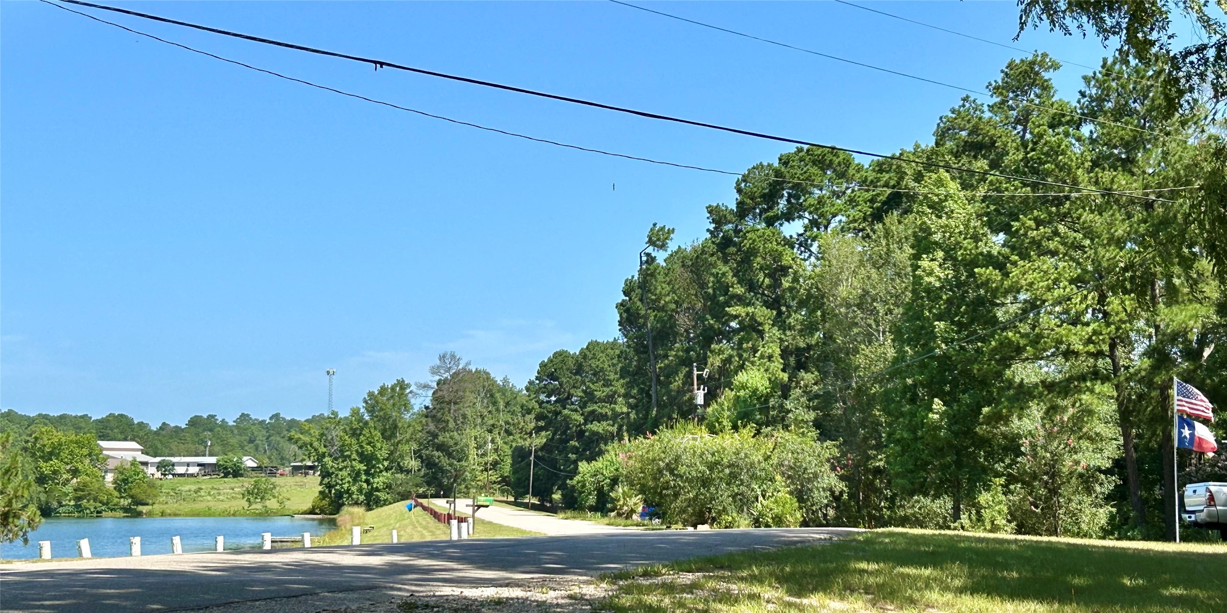 0 Royal Creek Road Conroe, TX 77303 - Photo 9 of 26 a view of a yard with an outdoor space