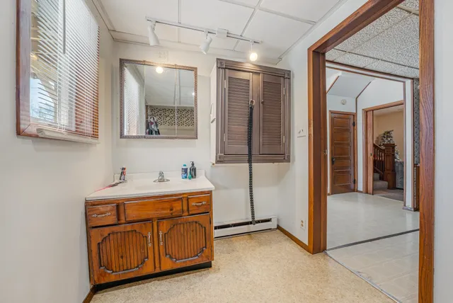 $269,900 | N5530 Highway 76, Shiocton, WI 54170