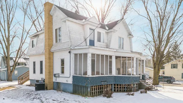 $269,900 | N5530 Highway 76, Shiocton, WI 54170