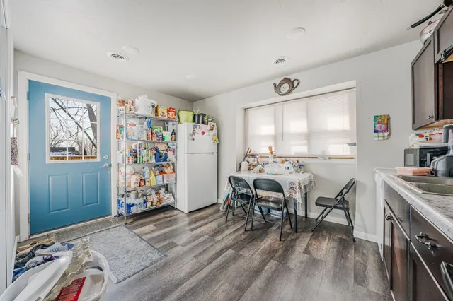 $269,900 | N5530 Highway 76, Shiocton, WI 54170