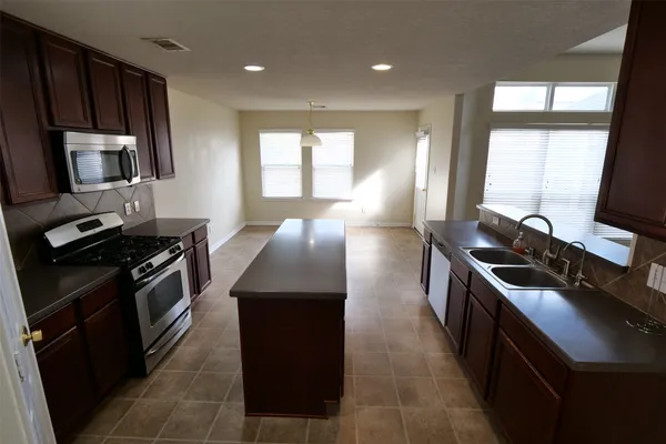 $2,000 | 22314 Spring Crossing Drive, Spring, TX 77373