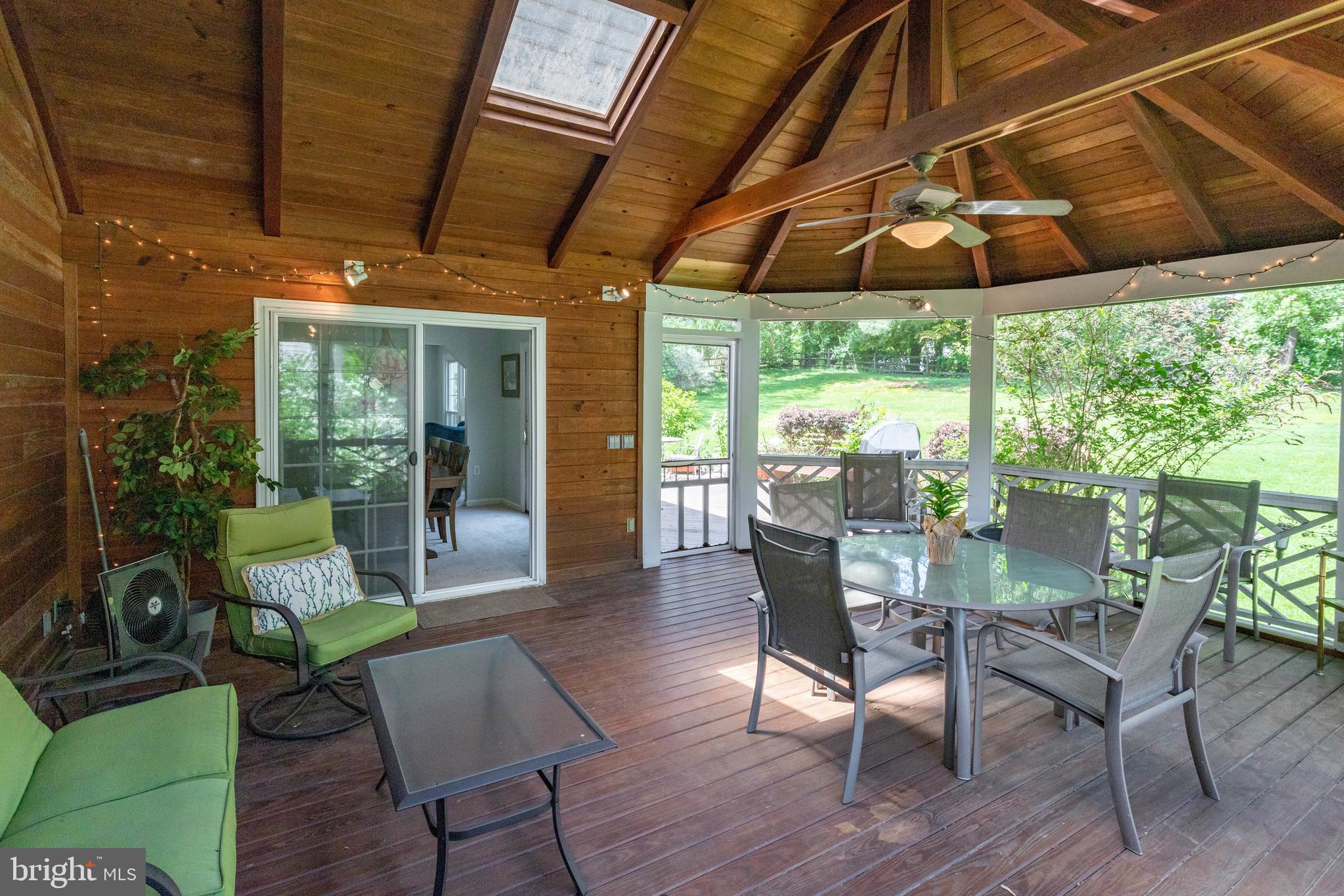 5223 Lewisham Road Fairfax, VA 22030 - Photo 19 of 84 Gallery Image 19