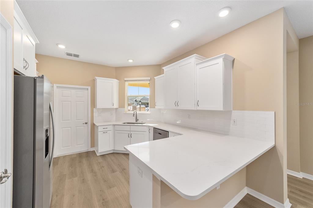 9714 Southwest 108th Terrace Road Ocala, FL 34481 - Photo 14 of 33