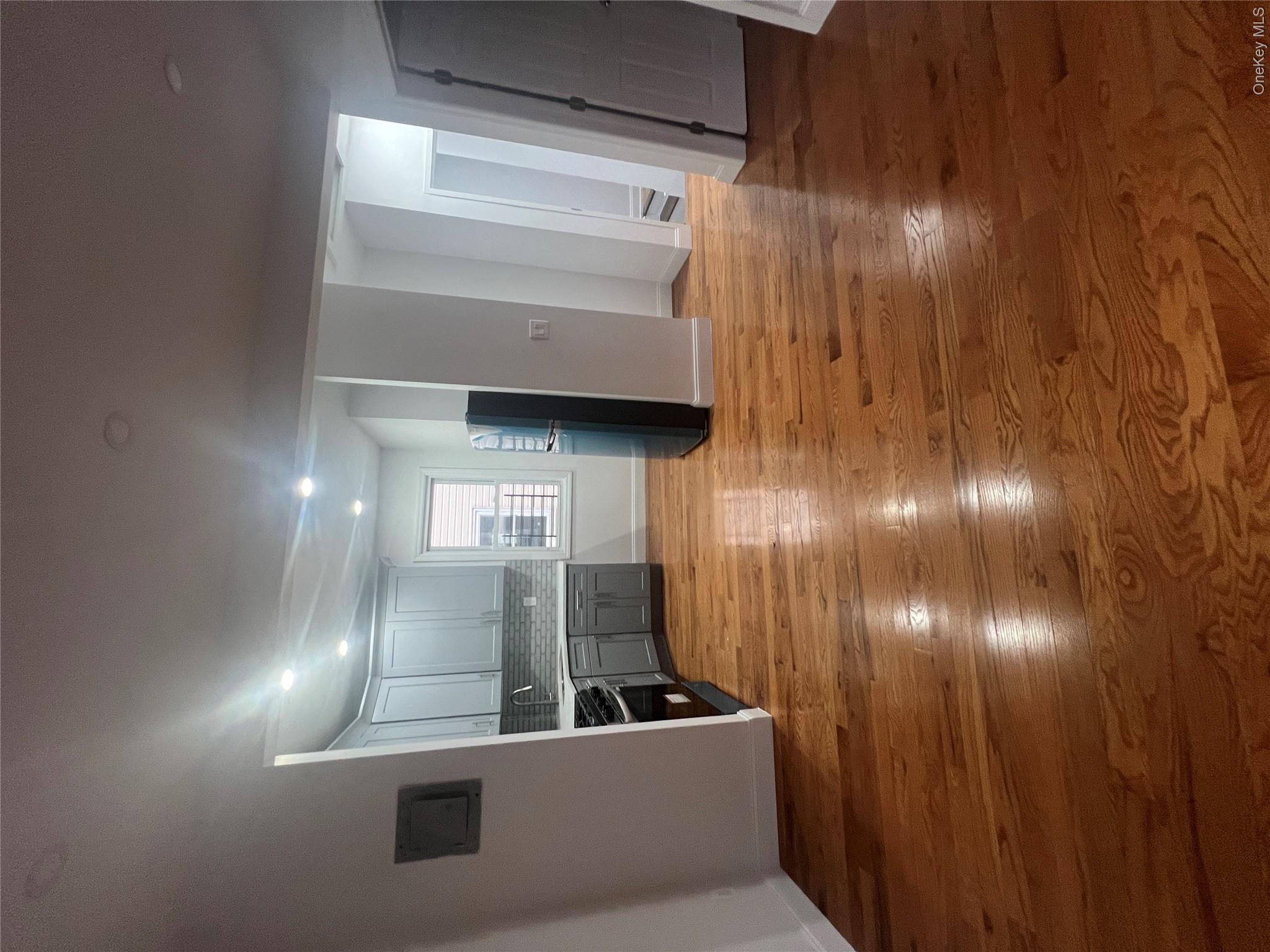 216-25 136th Road Queens, NY 11413 - Photo 13 of 27 Gallery Image 13