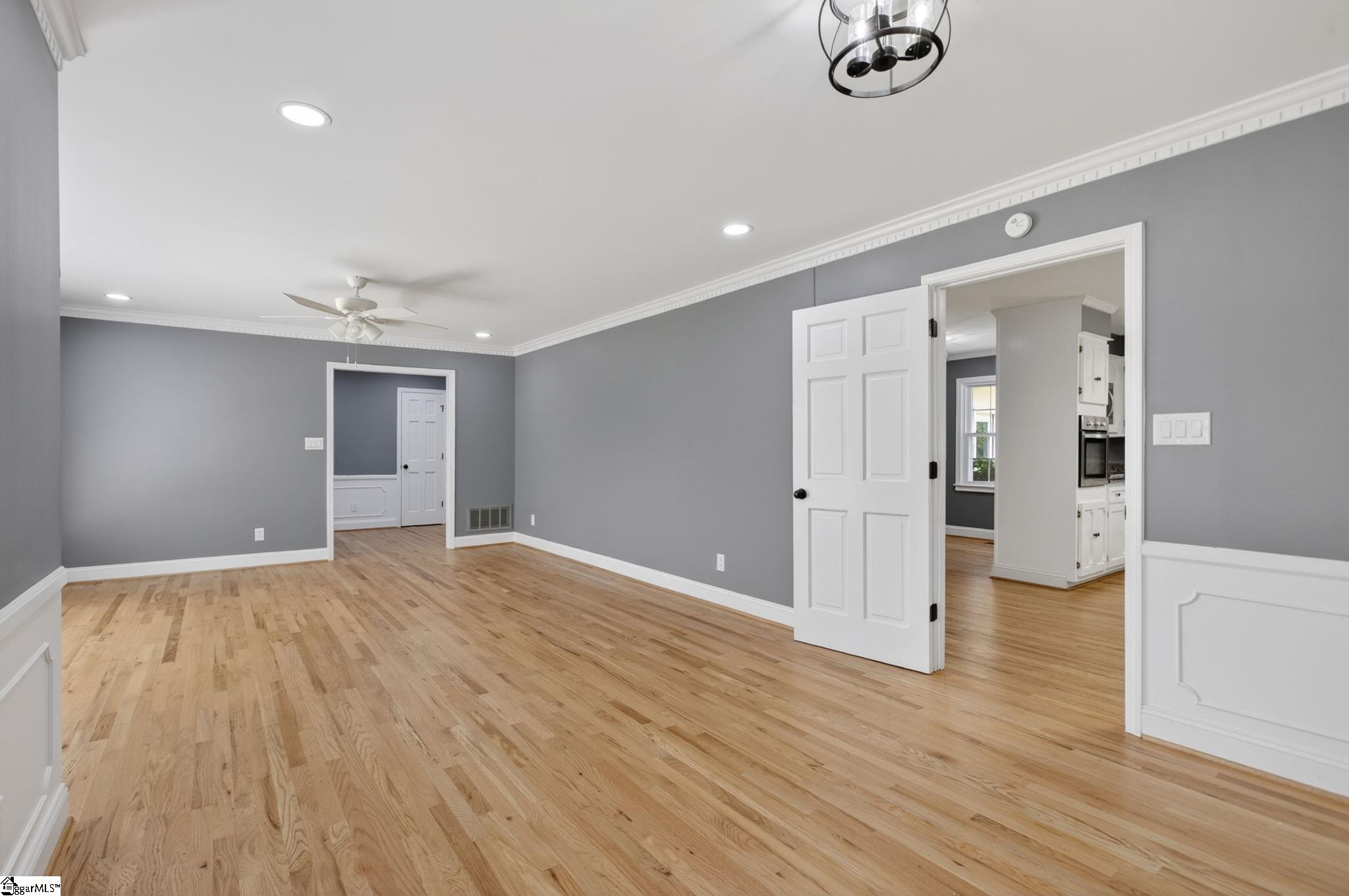 222 Devon Drive Mauldin, SC 29662 - Photo 7 of 34