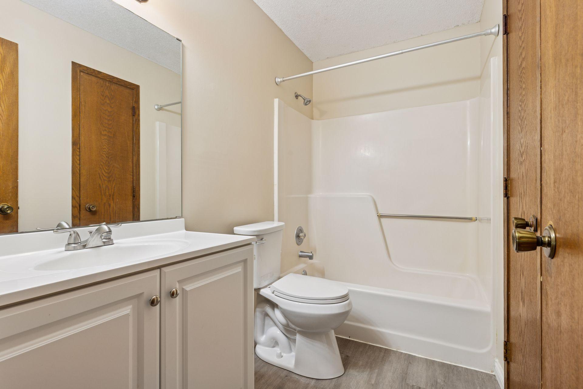 7952 Charles Way Inver Grove Heights, MN 55076 - Photo 13 of 30 Gallery Image 13