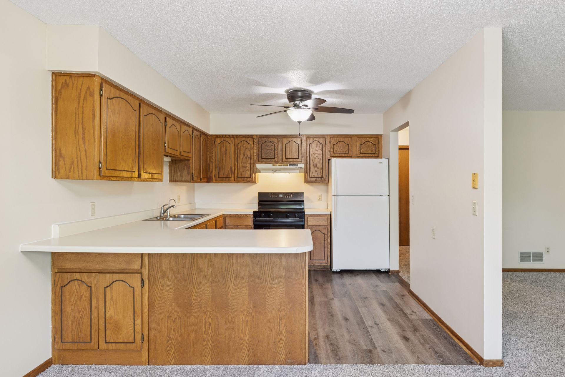 7952 Charles Way Inver Grove Heights, MN 55076 - Photo 6 of 30 Gallery Image 6
