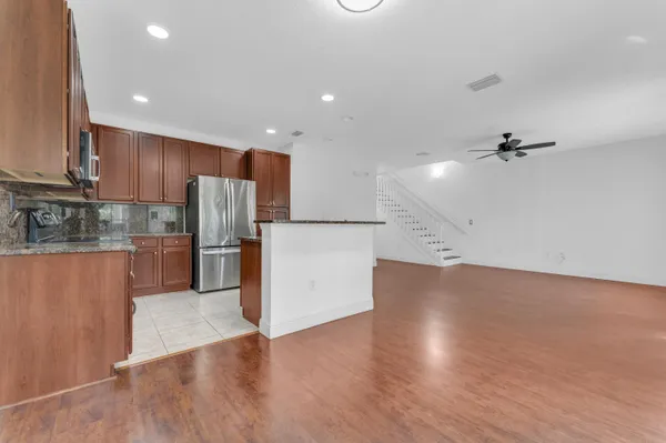 $3,300 | 6077 Grand Cypress Circle West, Coconut Creek, FL 33073