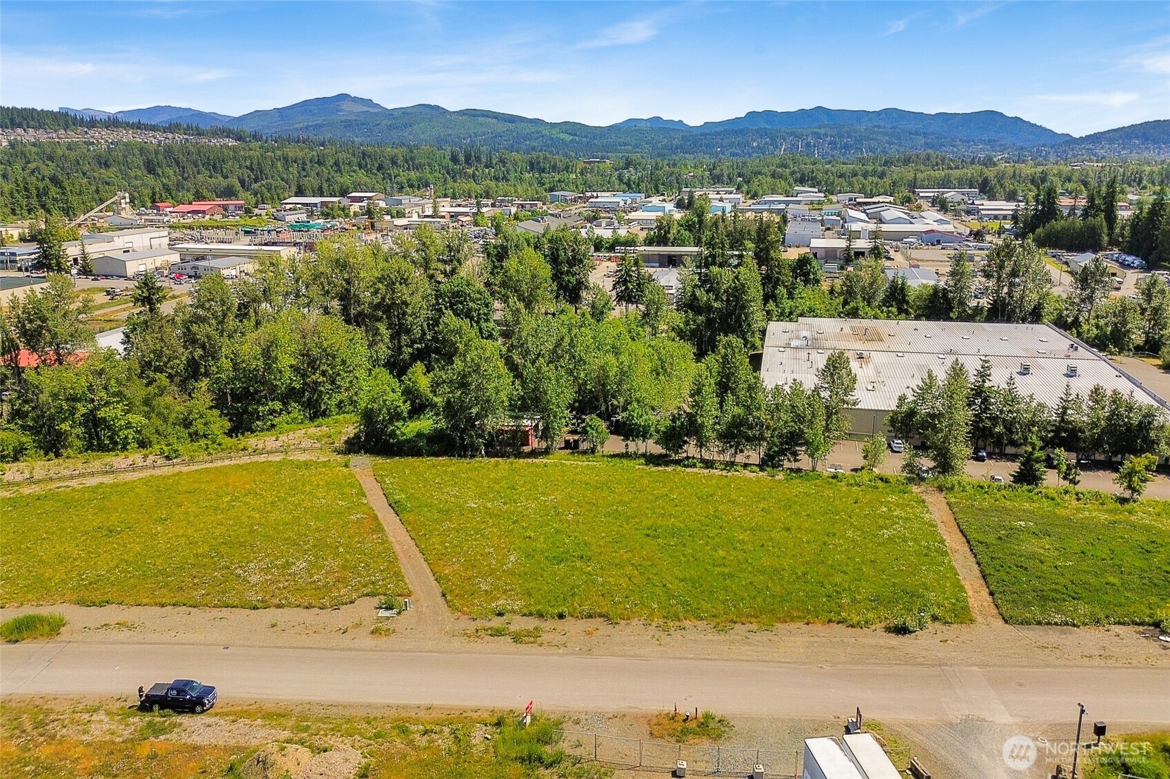 4122 Iron Gate Road Bellingham, WA 98226 - Photo 3 of 15 a view of lake and mountain