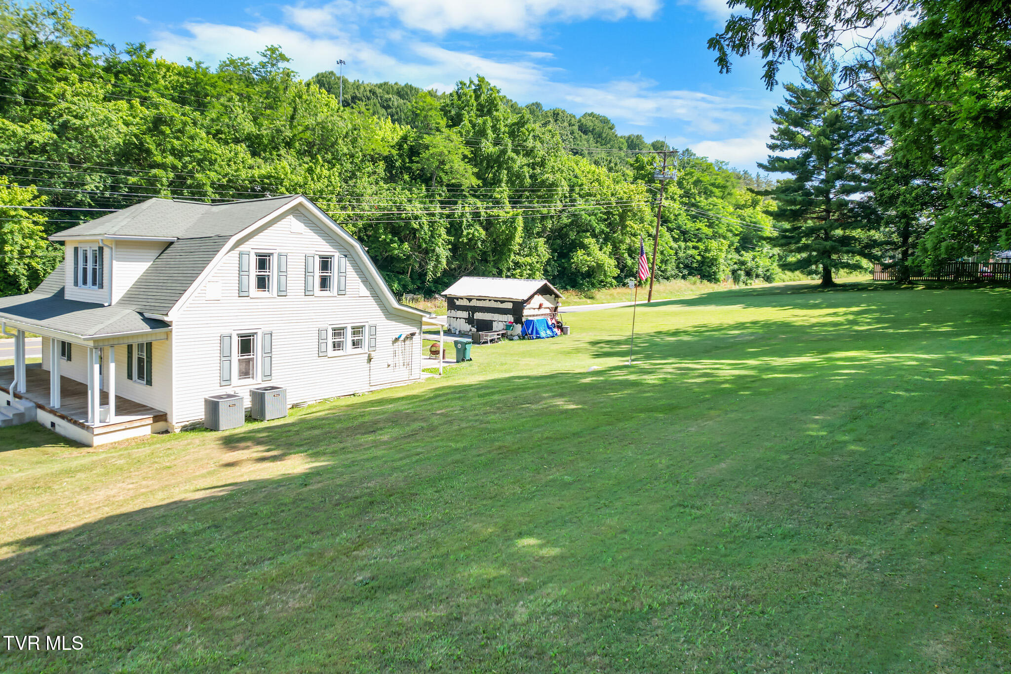 1411 Island Road Bristol, VA 24201 - Photo 37 of 46 DJI_0107