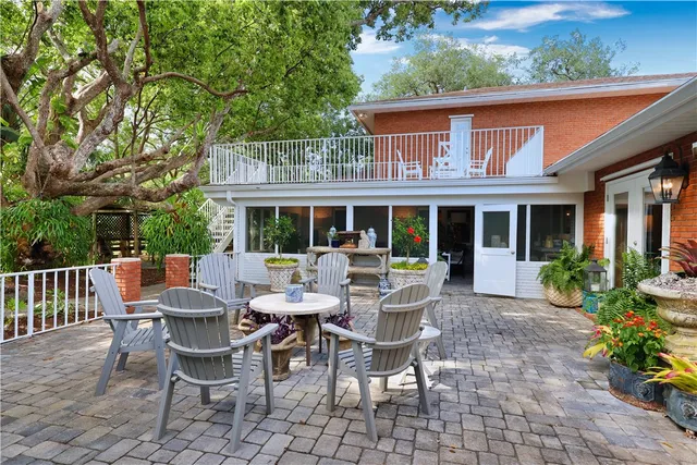 $2,200,000 | 315 62nd Court Southwest, Vero Beach, FL 32968