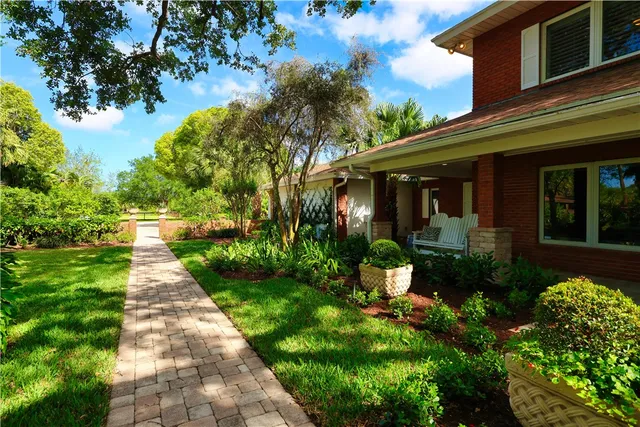 $2,200,000 | 315 62nd Court Southwest, Vero Beach, FL 32968