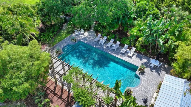 $2,200,000 | 315 62nd Court Southwest, Vero Beach, FL 32968