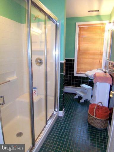 334 Riverside Drive Pasadena, MD 21122 - Photo 12 of 19 Bath #1