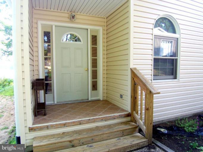 334 Riverside Drive Pasadena, MD 21122 - Photo 4 of 19 Exterior #3