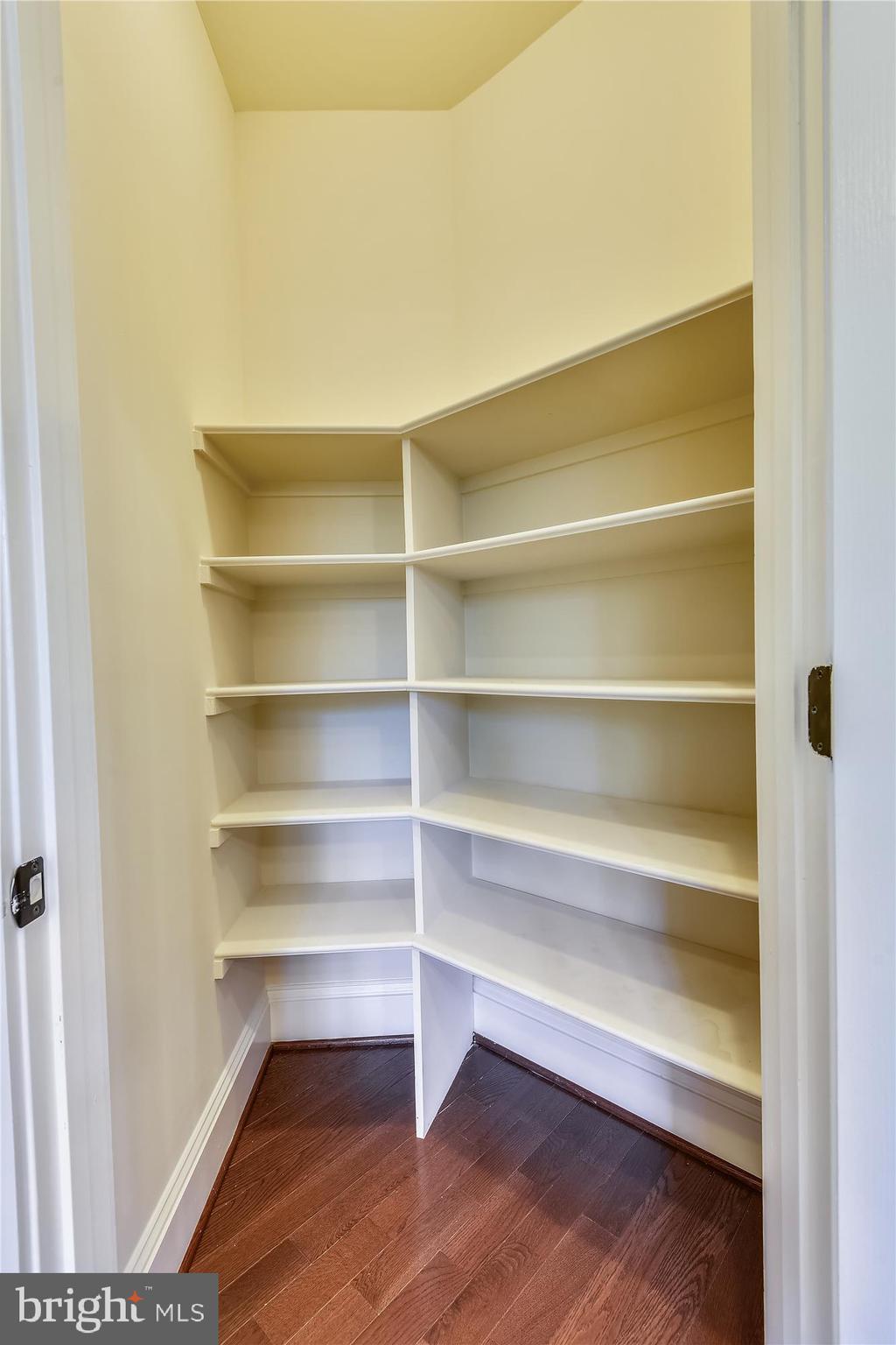 1824 Opalocka Drive McLean, VA 22101 - Photo 19 of 105