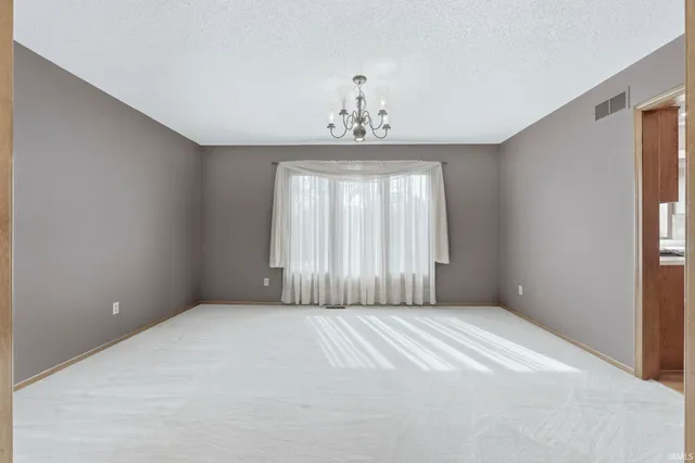 $389,900 | 1130 Bunkerhill Place, Fort Wayne, IN 46825