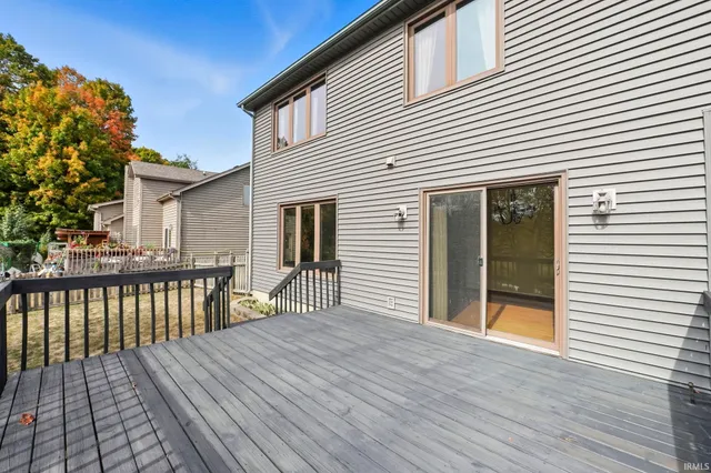 $389,900 | 1130 Bunkerhill Place, Fort Wayne, IN 46825