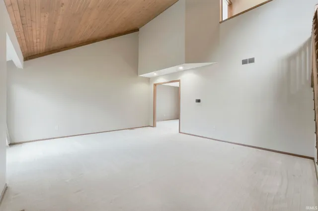 $389,900 | 1130 Bunkerhill Place, Fort Wayne, IN 46825