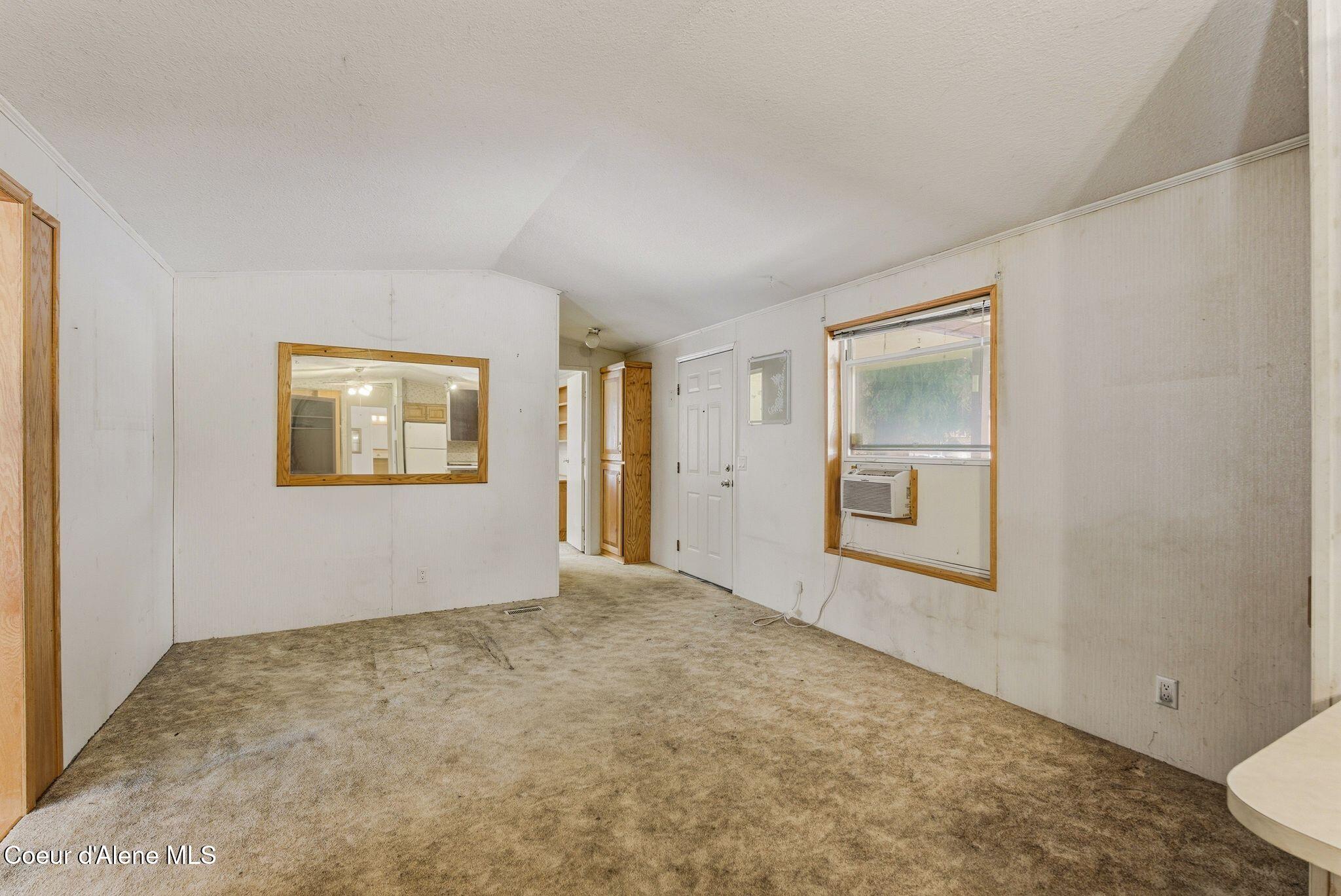 210 Walker Way Sagle, ID 83860 - Photo 13 of 54 Living room