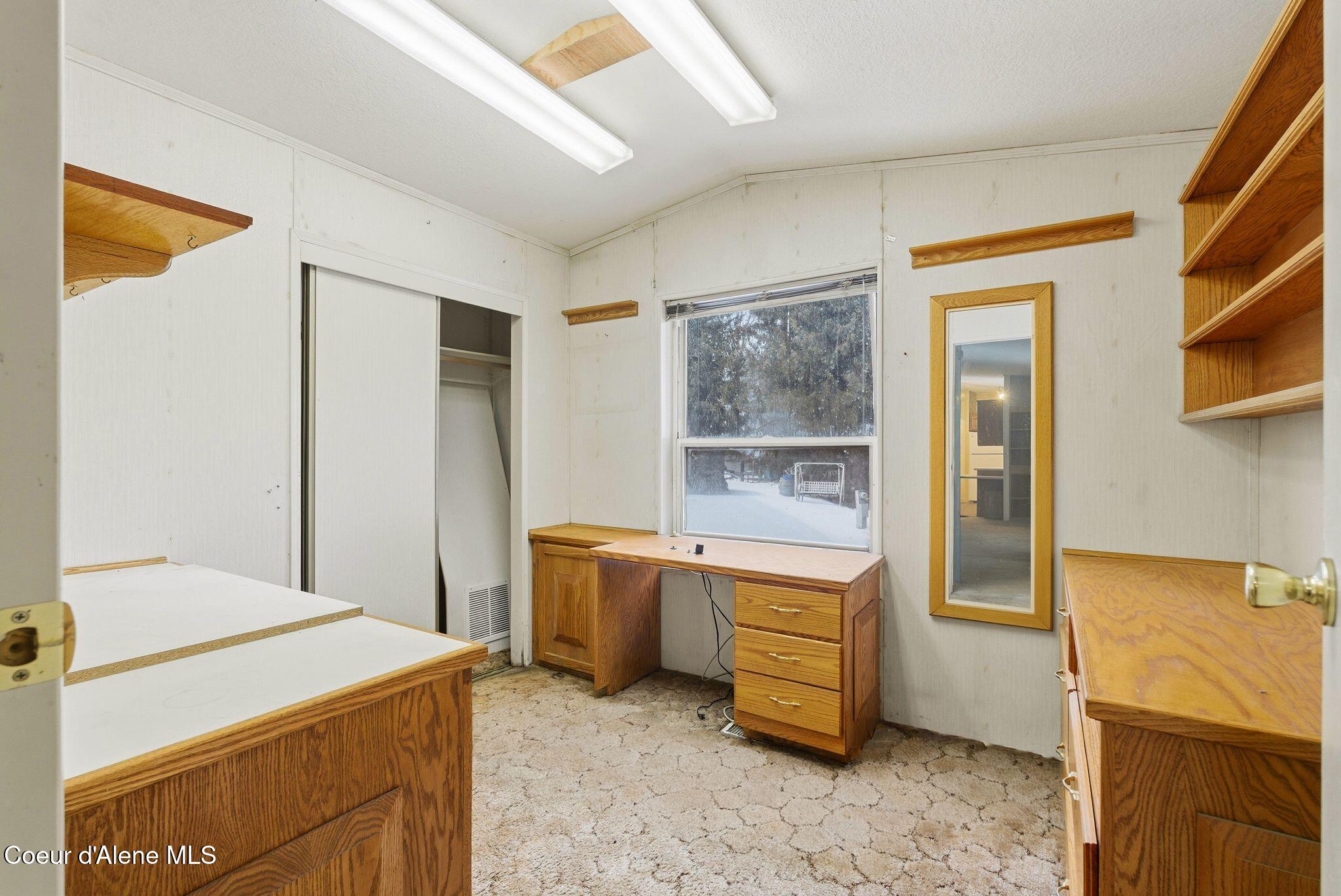 210 Walker Way Sagle, ID 83860 - Photo 31 of 54 Guest Bathroom