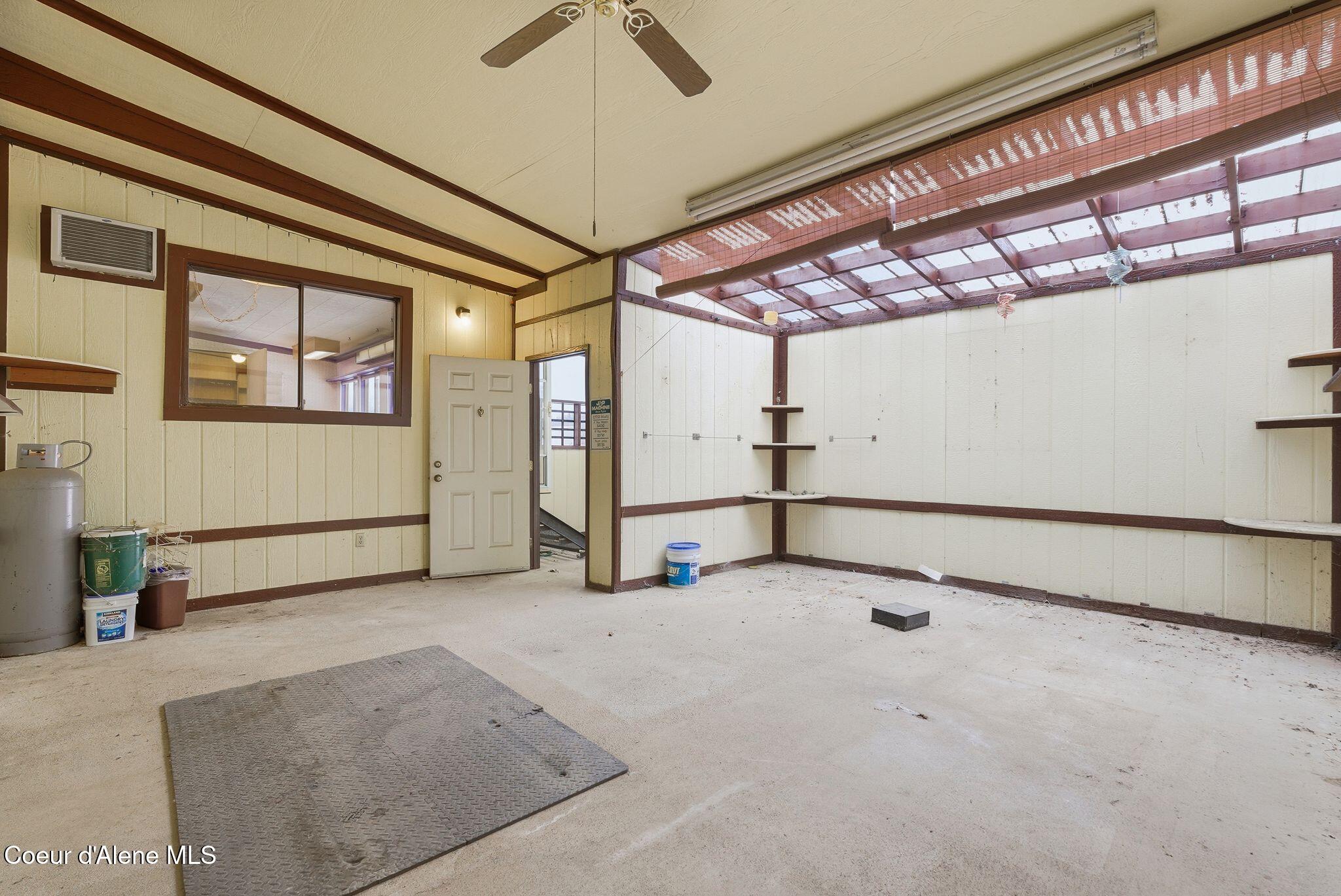 210 Walker Way Sagle, ID 83860 - Photo 36 of 54 Multi-purpose room