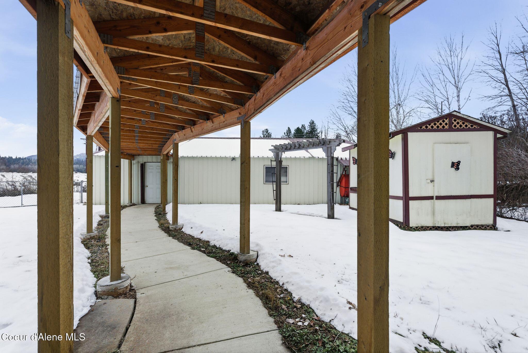 210 Walker Way Sagle, ID 83860 - Photo 37 of 54 Covered walkway!