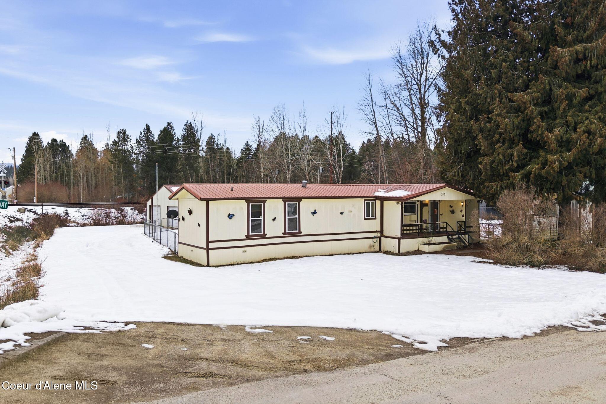 210 Walker Way Sagle, ID 83860 - Photo 53 of 54 .