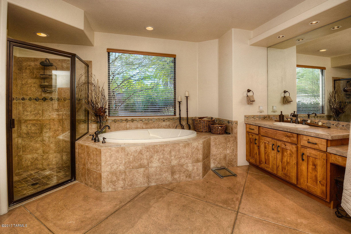1945 East Lind Road Tucson, AZ 85719 - Photo 18 of 29 Gallery Image 18