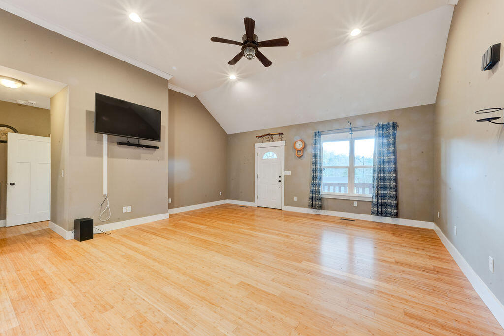 495 Deerfield Road Chickamauga, GA 30707 - Photo 21 of 63 Living Area