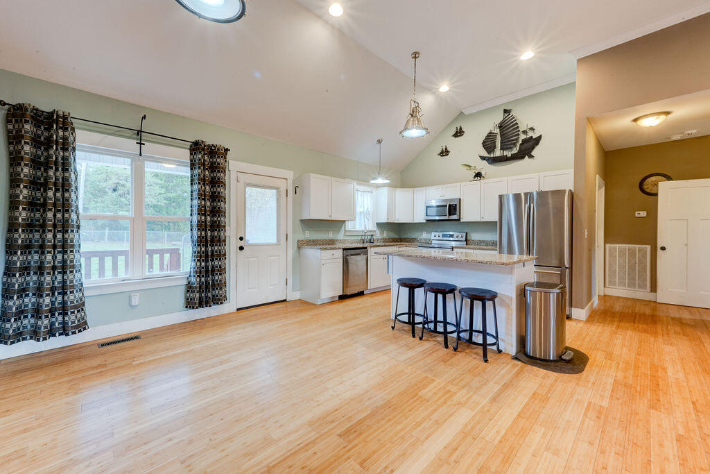 495 Deerfield Road Chickamauga, GA 30707 - Photo 23 of 63 Kitchen Area