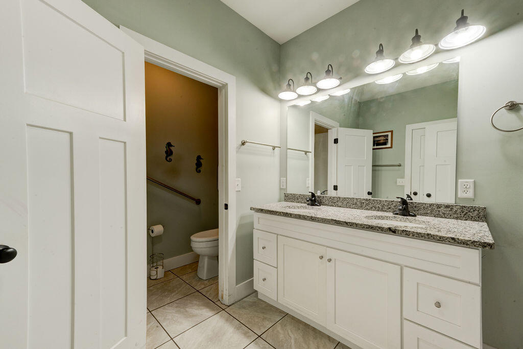 495 Deerfield Road Chickamauga, GA 30707 - Photo 37 of 63 Primary Ensuite