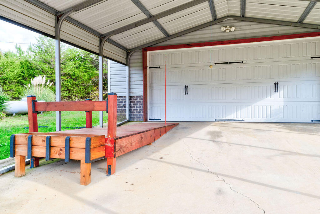 495 Deerfield Road Chickamauga, GA 30707 - Photo 7 of 63 Garage View