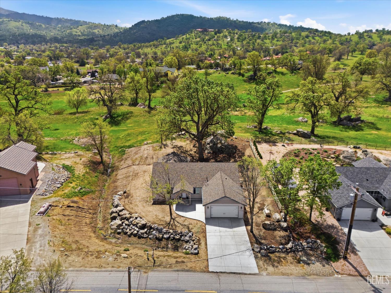 Undisclosed Address Tehachapi, CA 93561 - Photo 5 of 47