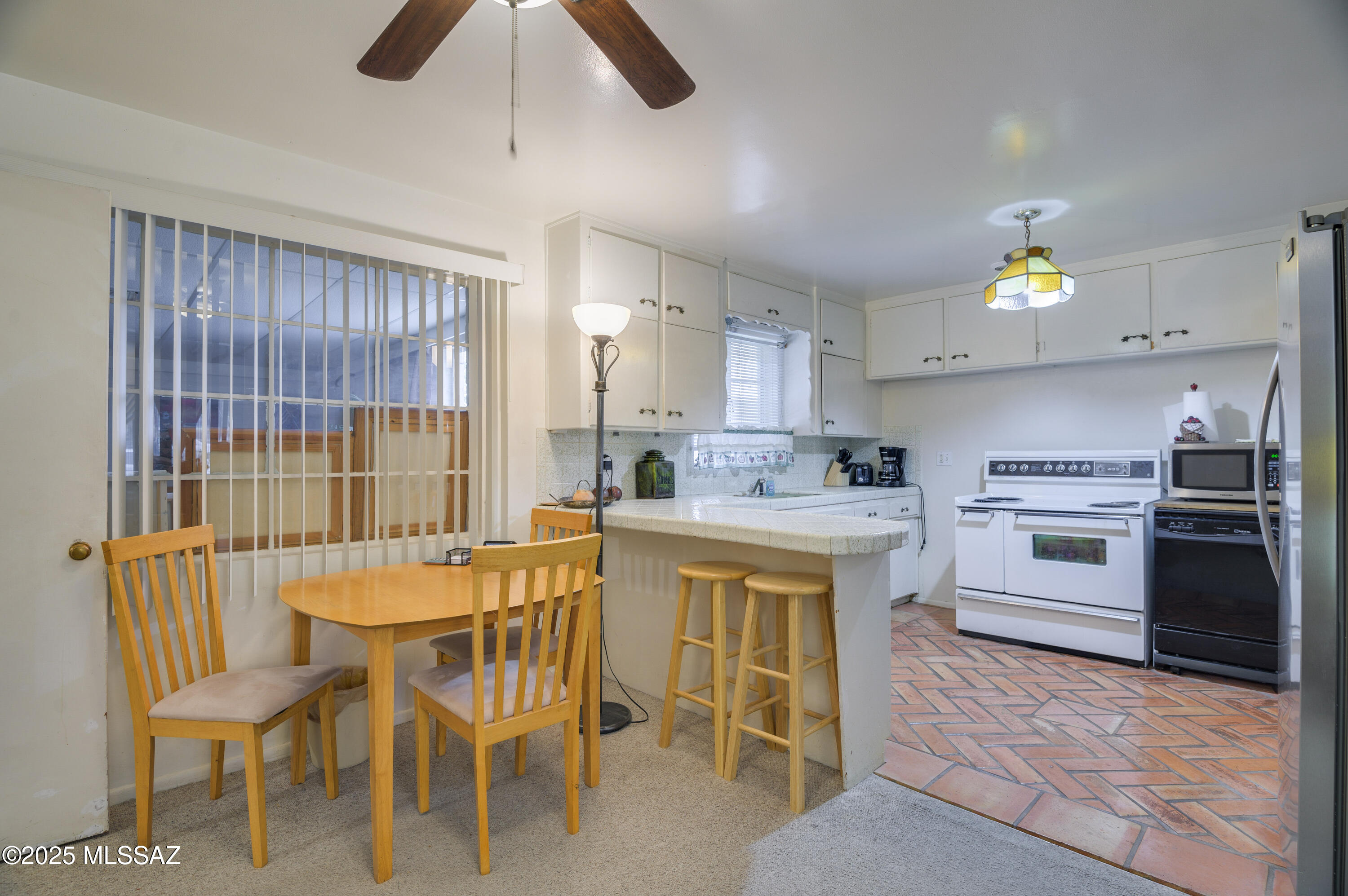 815 South Craycroft Road Tucson, AZ 85711 - Photo 8 of 35 Gallery Image 8