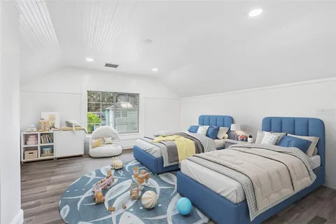 $495,000 | 2201 50th Avenue North, St. Petersburg, FL 33714